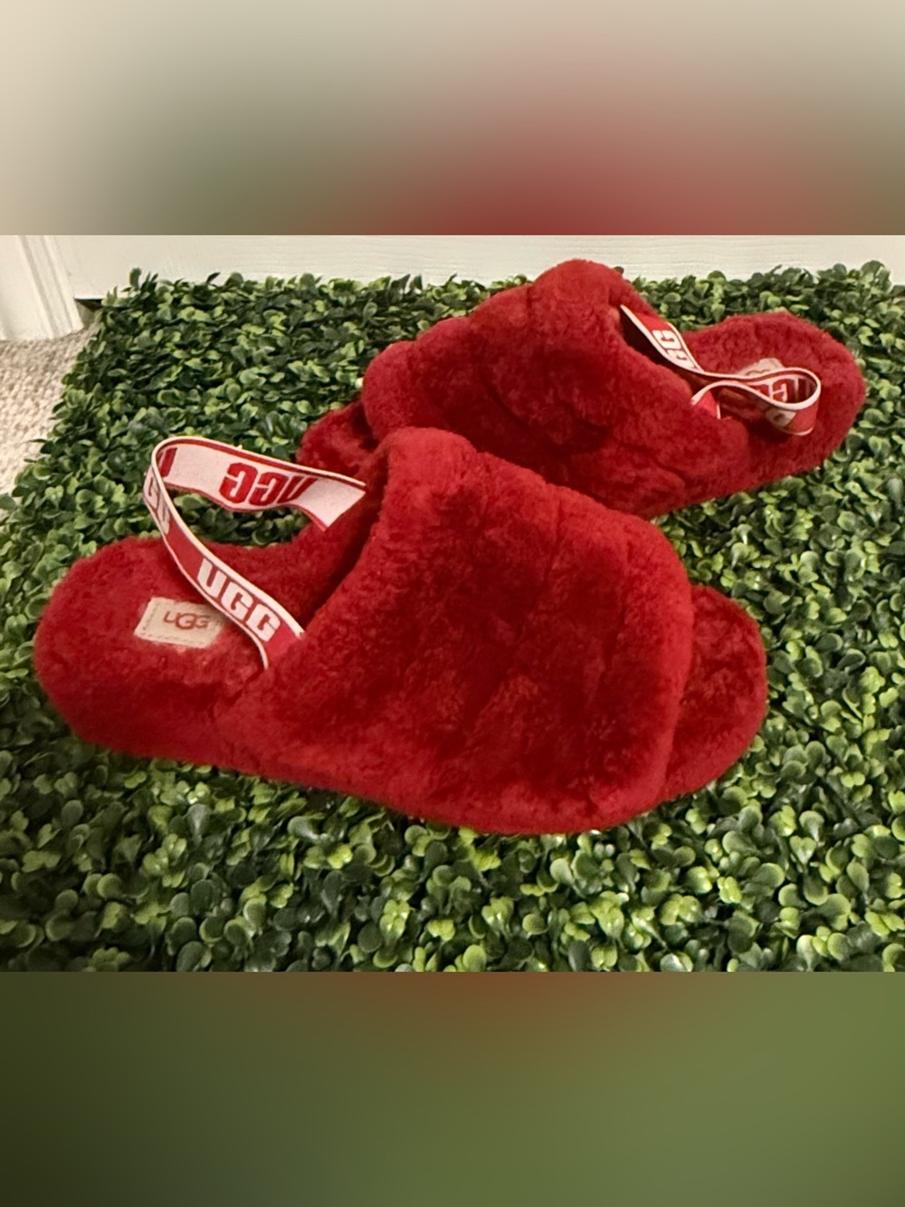 UGG Fluff Yeah Plush Red Slide Slippers with Branded Heel Strap size W10